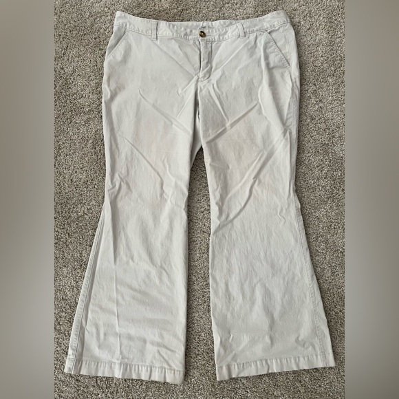 OLD NAVY Women’s Stone Tan Khaki Bootcut Pants Sz 20 Plus - Picture 1 of 9